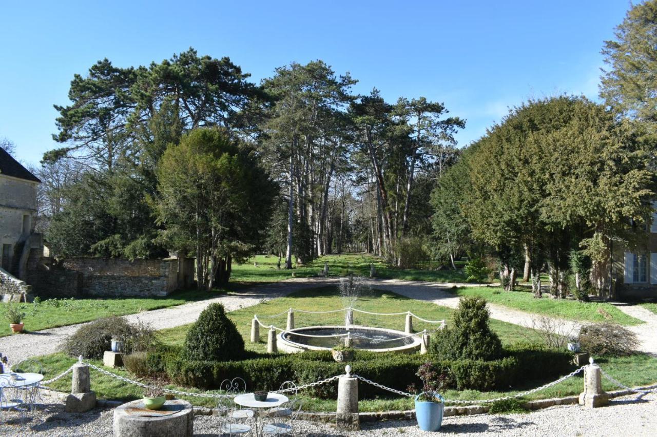 Gite Du Chateau De Chevannes Villa Amazy Exterior foto